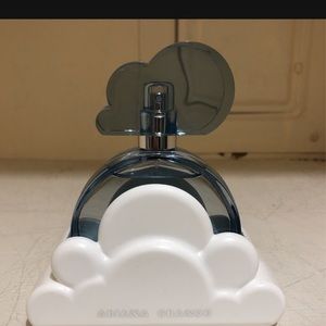 💙Ariana Grande Perfum💙